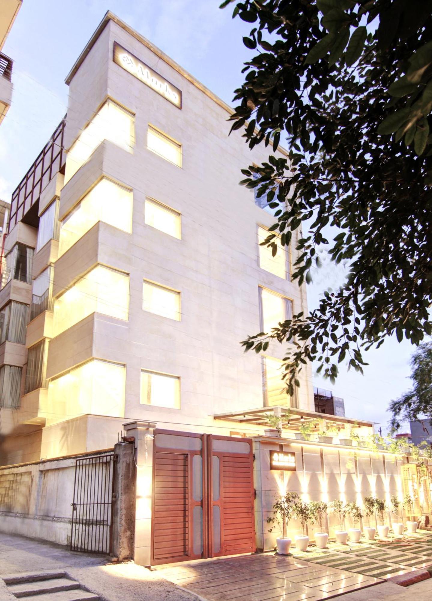Marks Hotel & Banquet Noida Exterior foto